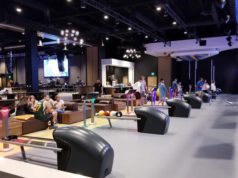 Strikerz Bowling photo 4