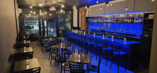 21 Bar & Grill