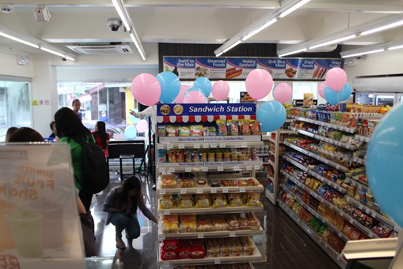 Lawson - Pinagsama Store