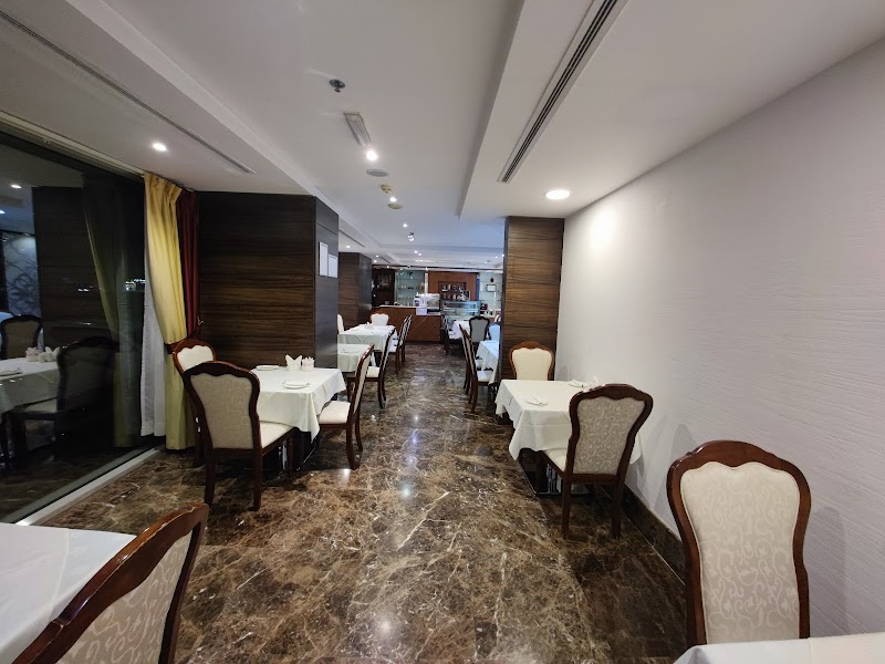 L'Auberge Palace Restaurant & Café photo 1