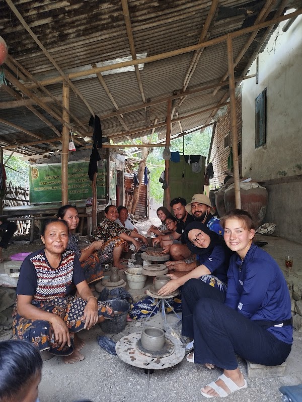 LOMBOK POTTERY STUDIO