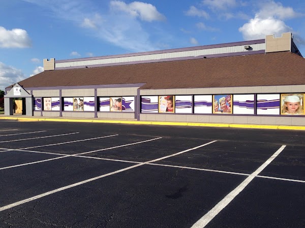 Photo by Creation Kingdom-Linn Station