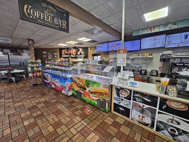 The Grind Coffee House & Creamery photo 3