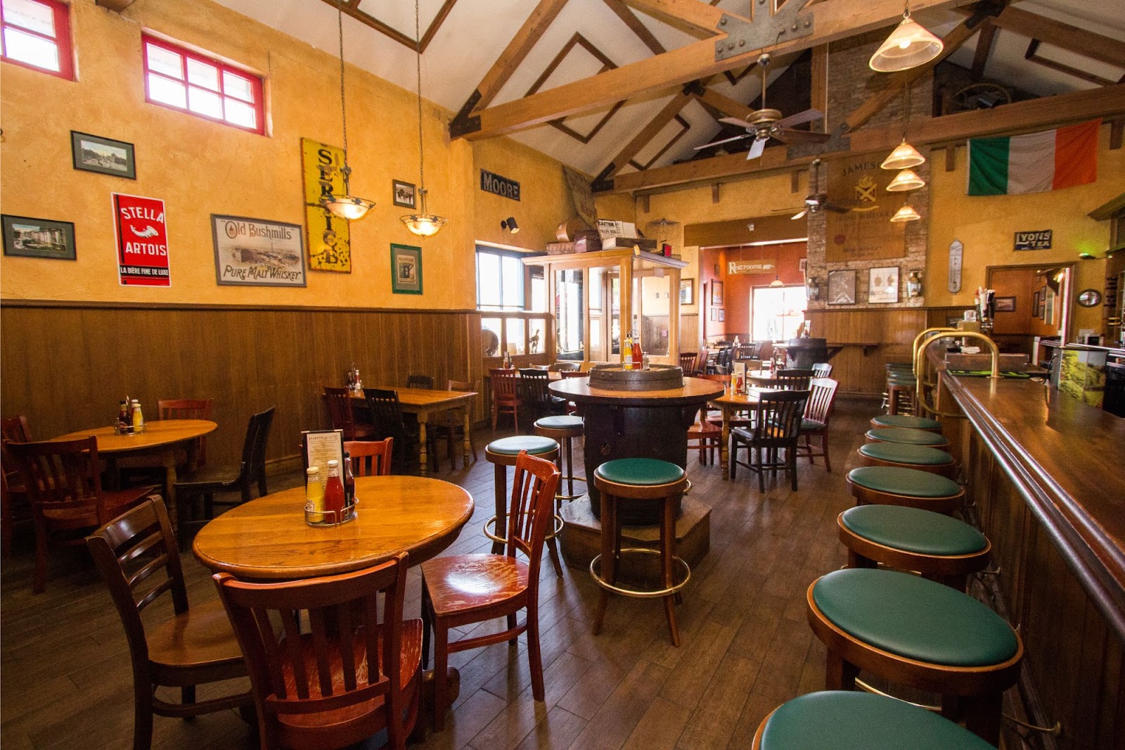 Paddy's Irish Pub