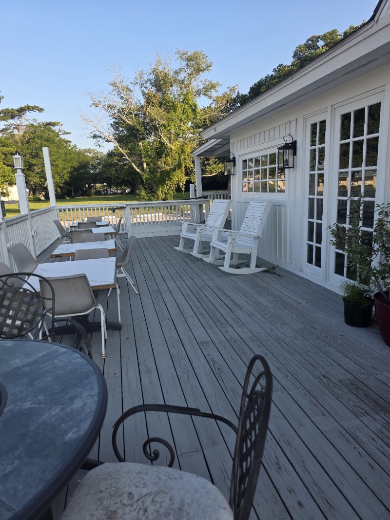 The Porch photo 1