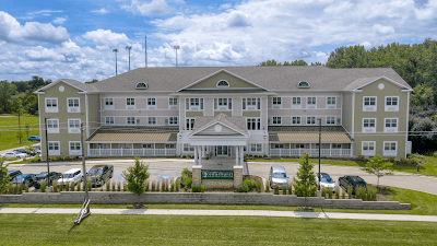 Cedarhurst Senior Living of Naperville facility photo