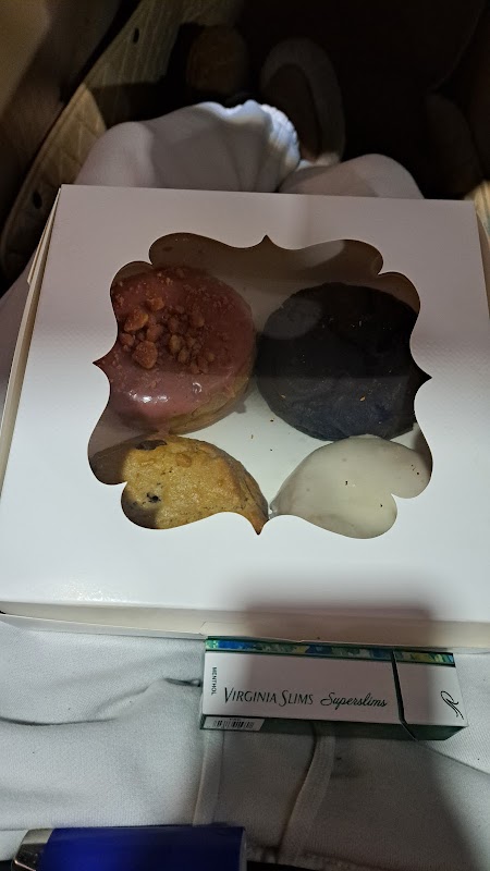 MidnighTreats photo 8