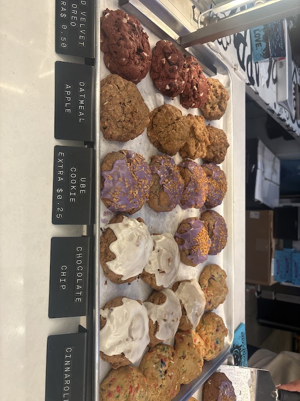 MidnighTreats photo 2