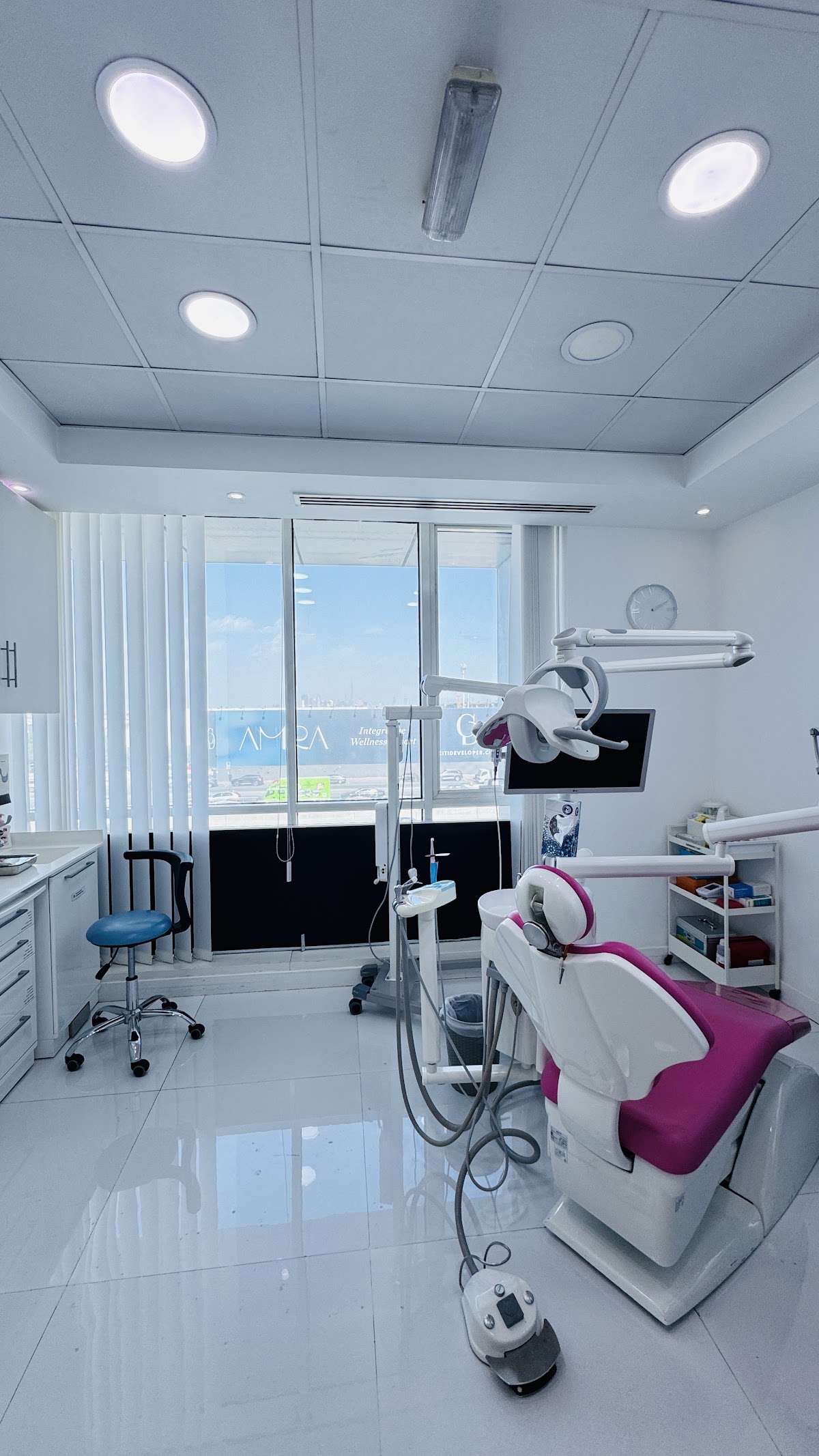 Esthetic Dubai ( La Maison Des Sourires ) 2