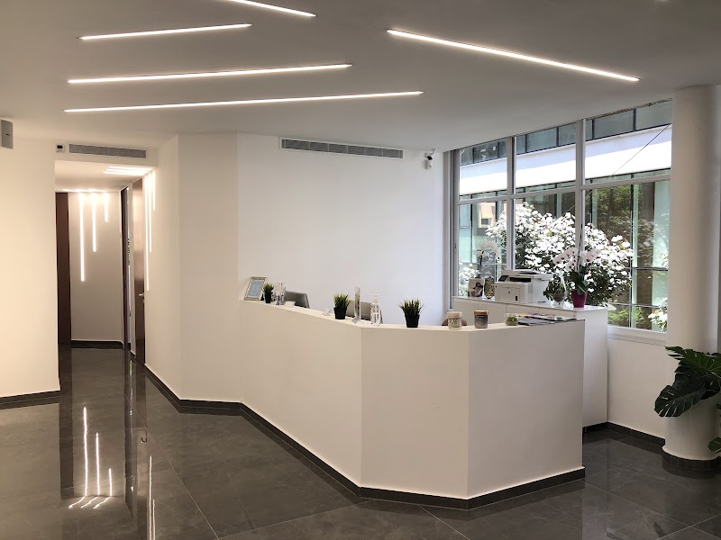Gallery 2