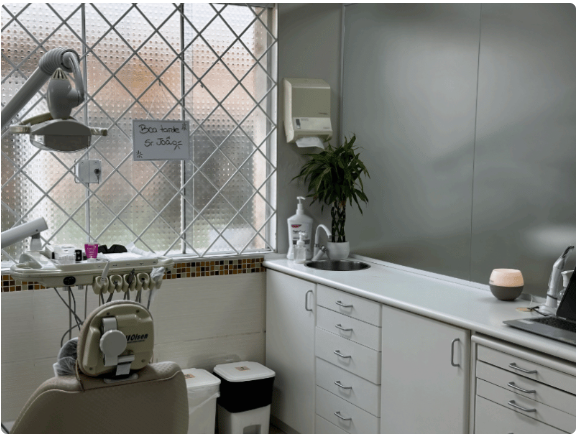 Odonto Total Curitiba - Somos Especialistas em Implante Dentário, Ortodontia, Próteses e Estética dental. - foto 3