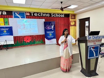 Dr. Veenu Agarwal- - Image 2
