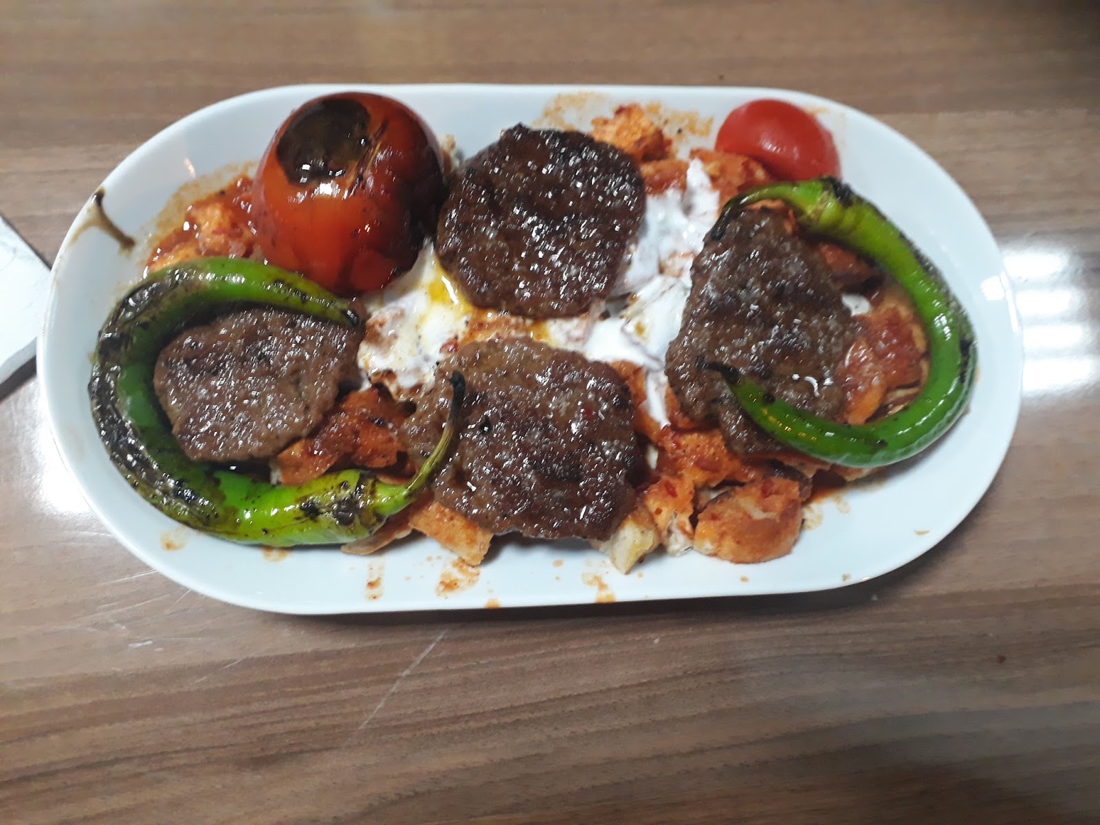 LEZİZ mekanı
