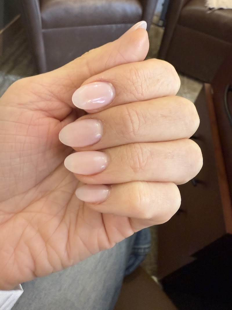 West Plaza Nails Salon & Spa