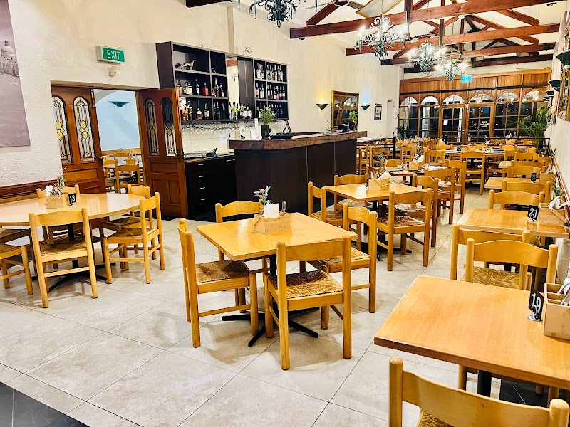 El Toro Pizza & Restaurant