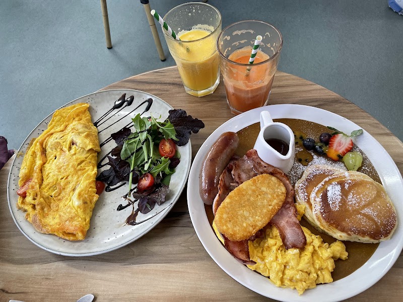 Pete & Paulz Breakfast Bar photo 2