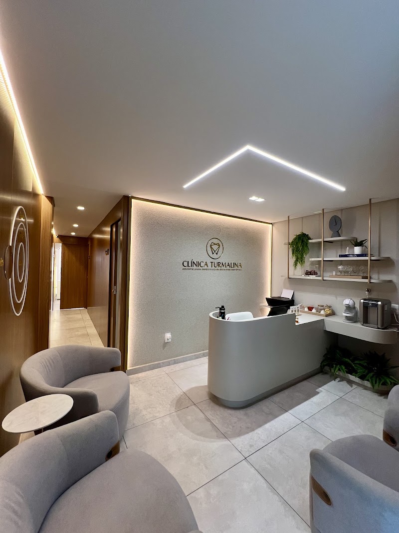 Dra. Karyna Menezes - Dentista em João Pessoa - foto 3