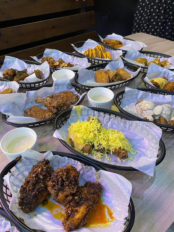 Legendary Wings- Lower Bicutan Branch