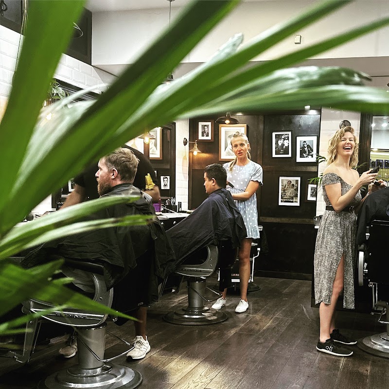 Esquire Male Grooming Barber & supplies Milton photo 1