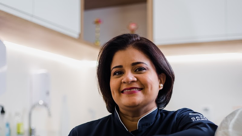 Samya Cabral Odontologia Ortodontista Invisalign - foto 1