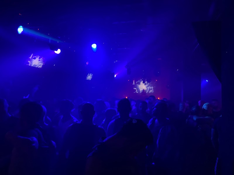 Duplex Club