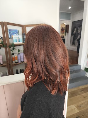 Cutting Edge Boutique photo 3