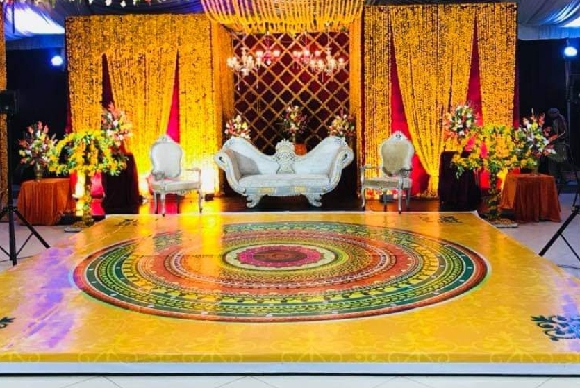 Grand Royal Marquee Main View