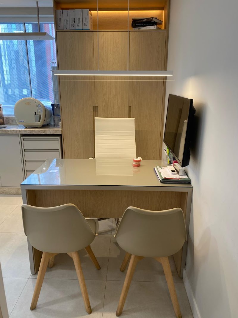 Dra. Mariana M. Lisbôa - Cirurgiã-Dentista | Mestre em DTM | Implantodontista São Luís MA - foto 4