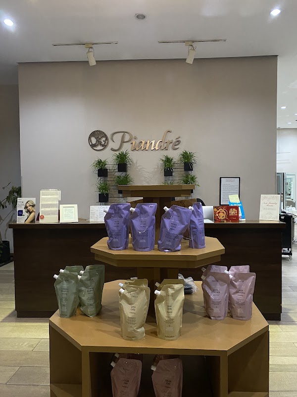 Piandré Salon BGC