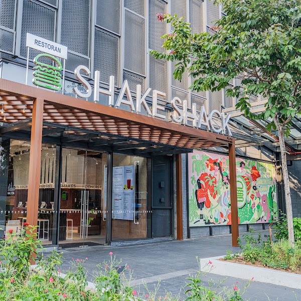 Shake Shack - Photo 1