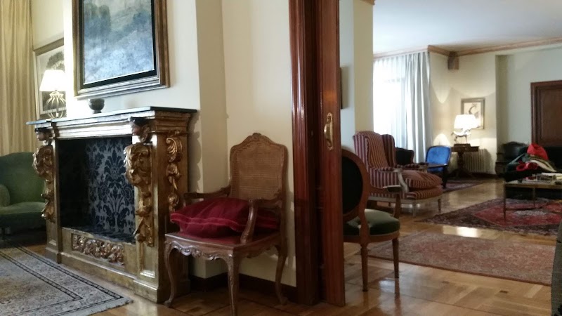 Gallery 2