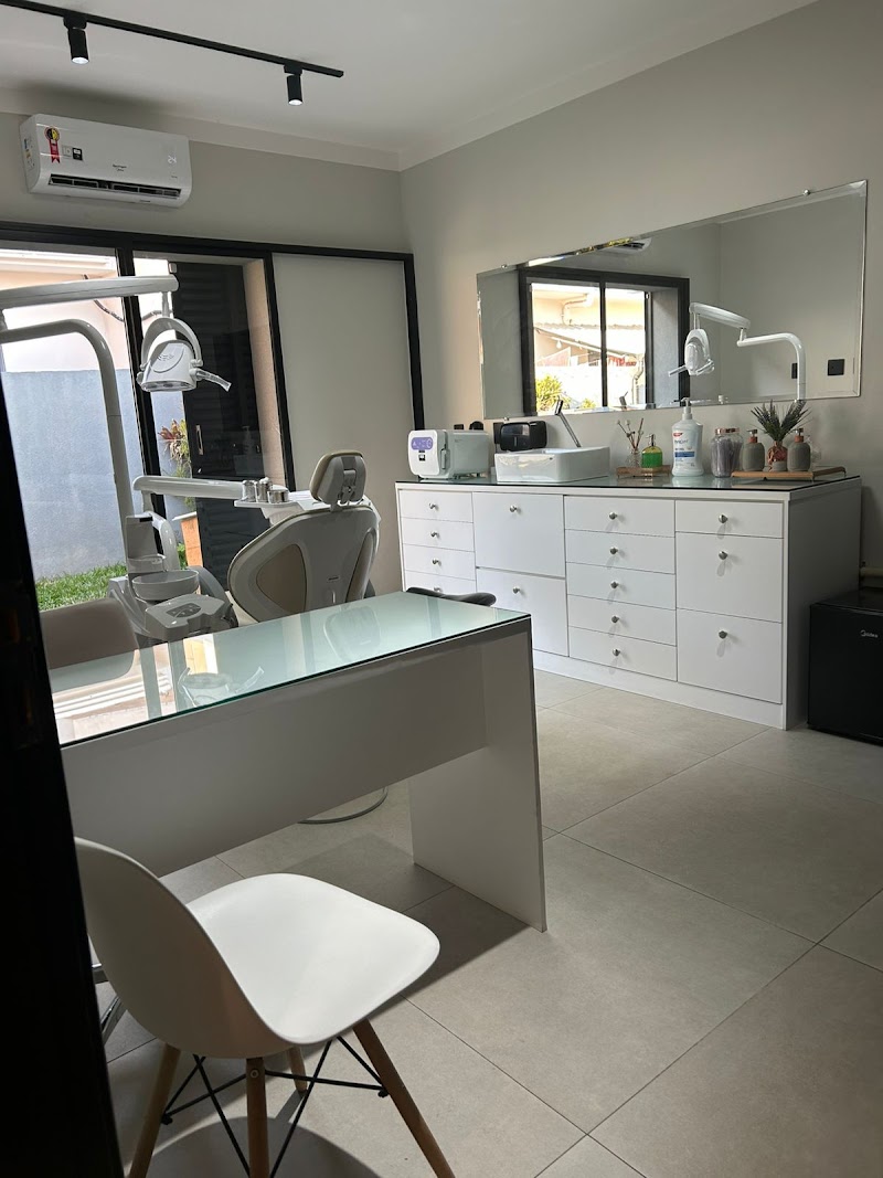 Dra Ale Martins - Dentista em Barão Geraldo Campinas - foto 2