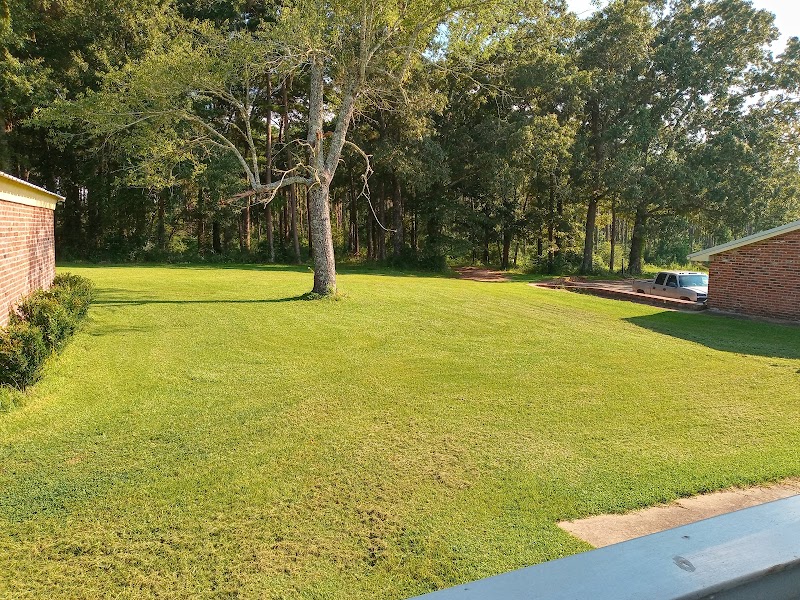Magnolia Outdoors Outfitters - Photo 3