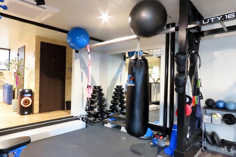 パーソナルジム&プライベートサウナUTY.16 3