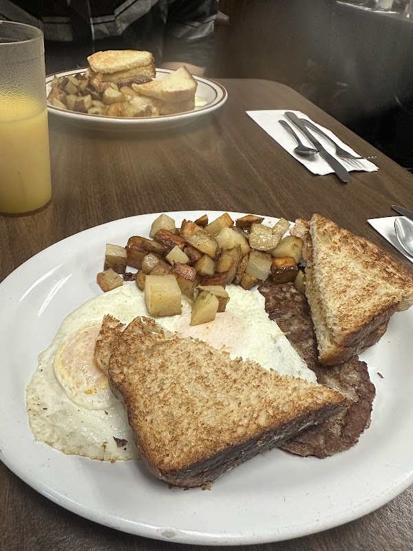 Perry’s Main Street Eatery