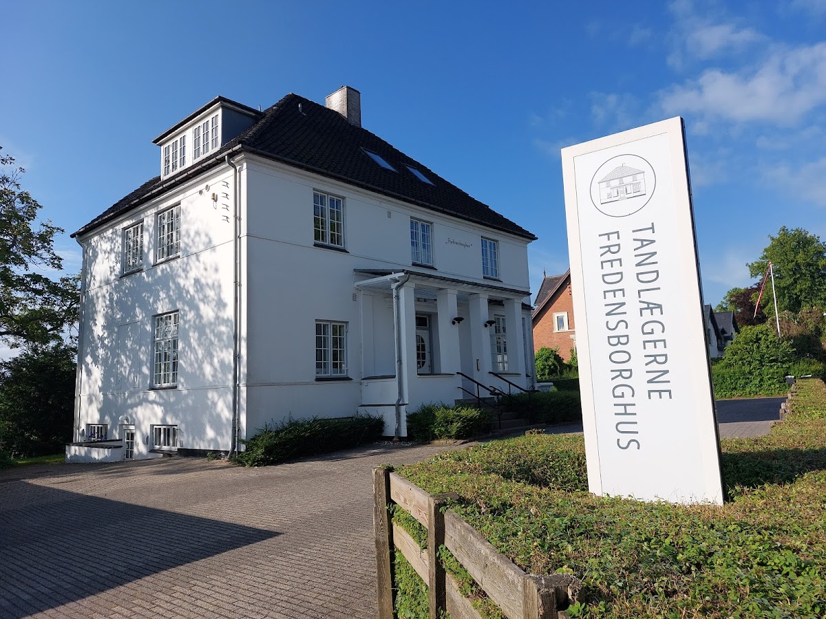 Tandlægerne Fredensborghus I/S - tandlægeklinik i Fredensborg