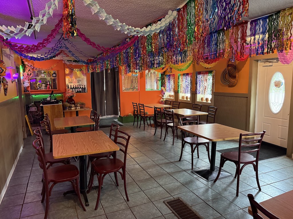 El Nopalito Mexican Restaurant and Pizzeria