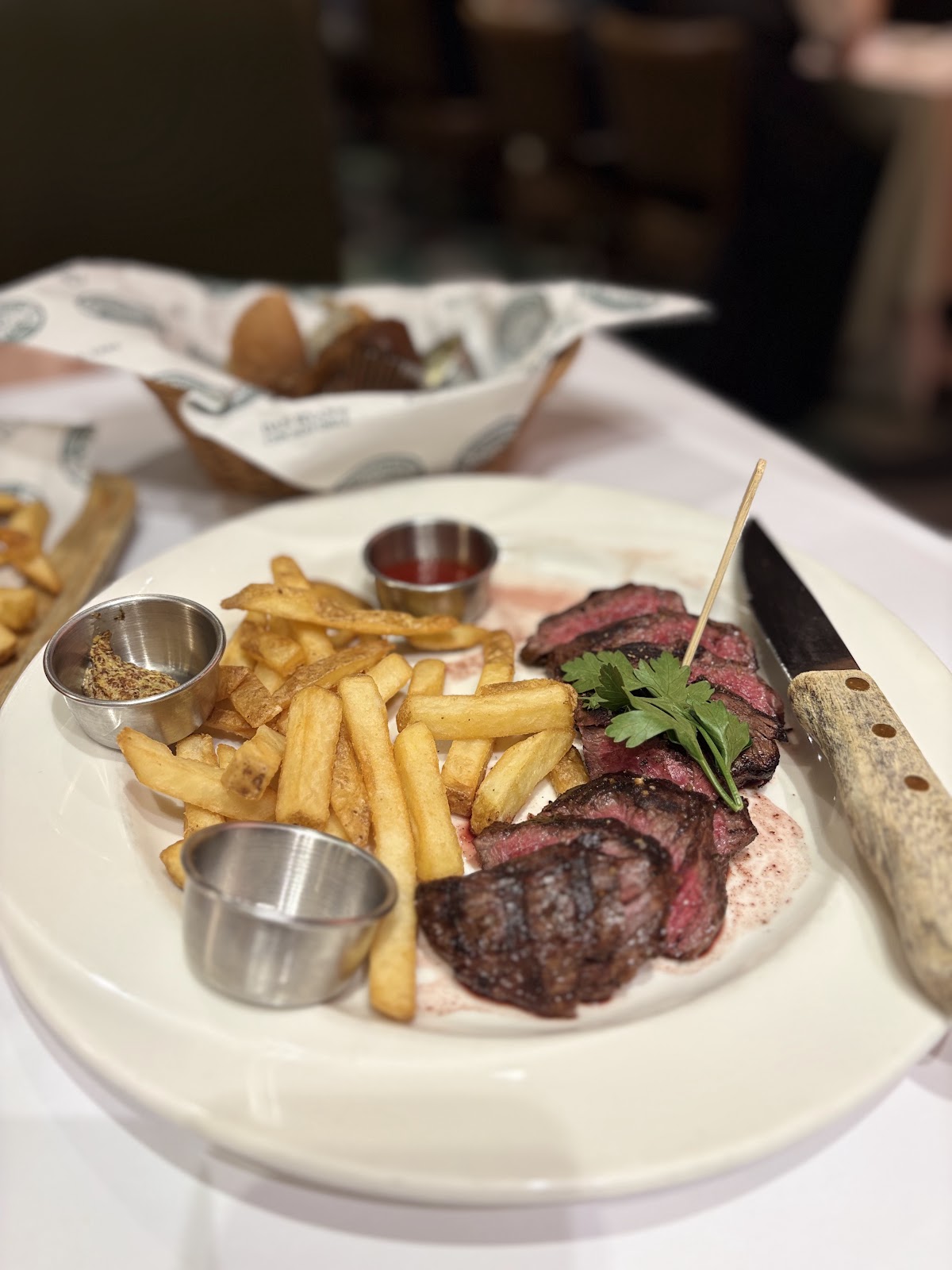 Dan Ryan's Chicago Grill (Cityplaza) photo 5