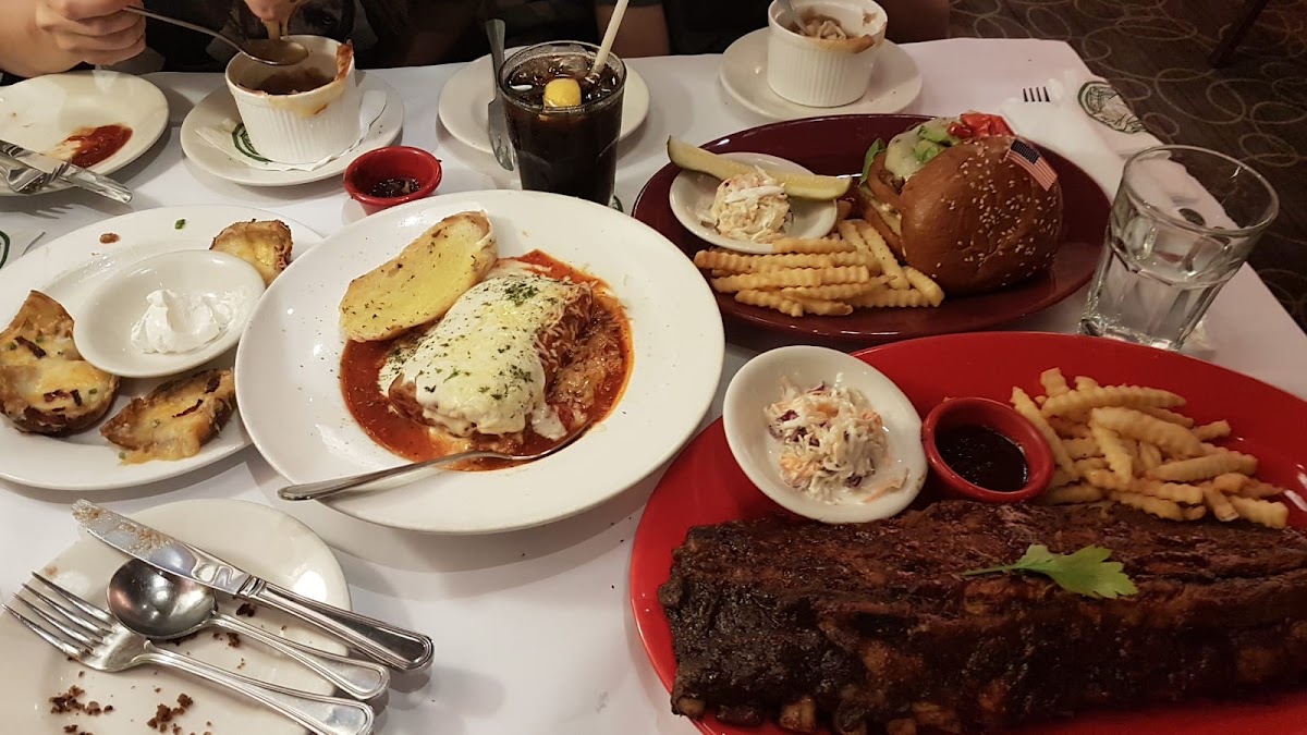 Dan Ryan’s Chicago Grill (太古城中心) photo 2