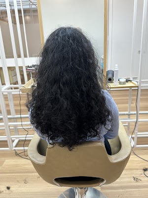 Round2 Hair Salon Box Hill