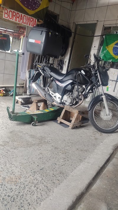 Foto de Estacionamento e Borracharia Augusto Stellfeld 619