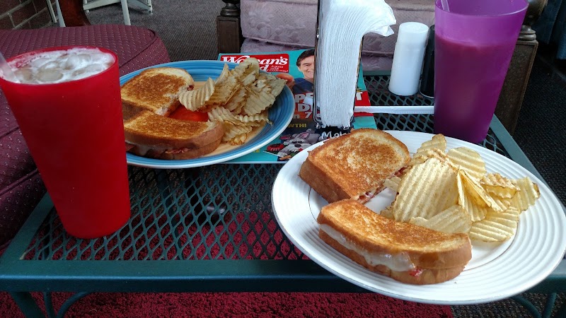 Sisters Cafe photo 2