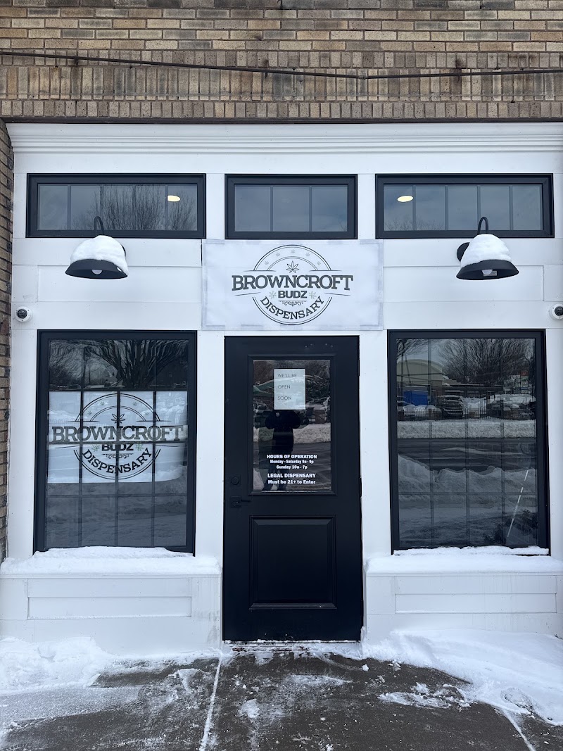 Video tour of Browncroft Budz Dispensary retail environment