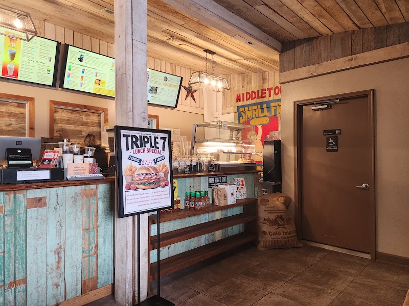 Daily Buzz Cafe photo 4