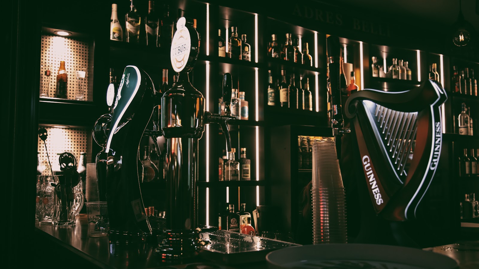 Adres Belli Irish Pub mekanı