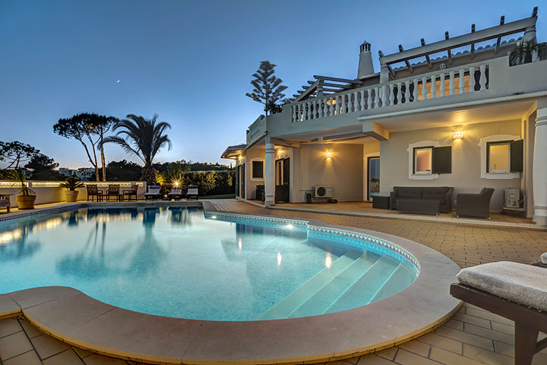 Karma Surf Retreat - Algarve Villa