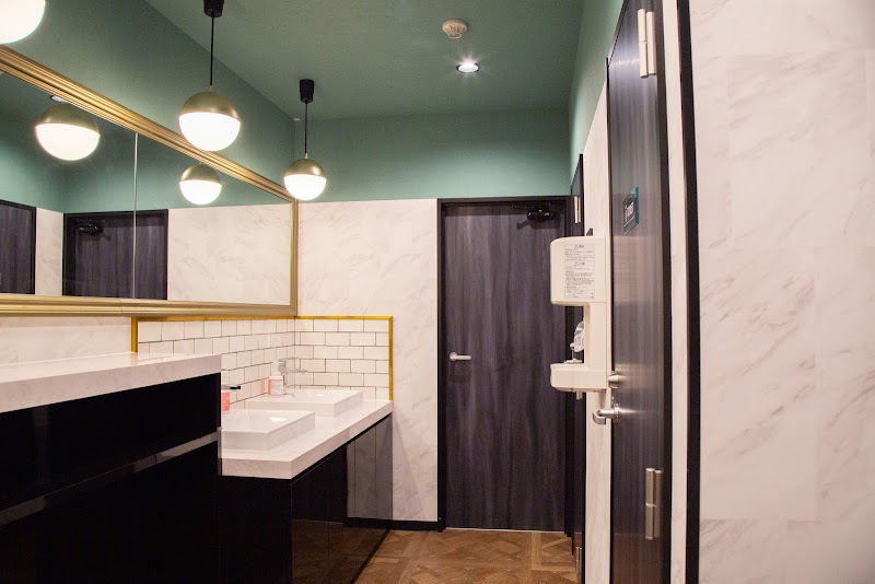 グランカスタマ上野店 3