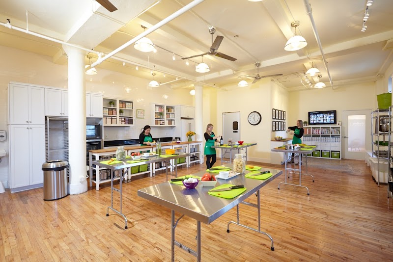Customizable private events and corporate outings