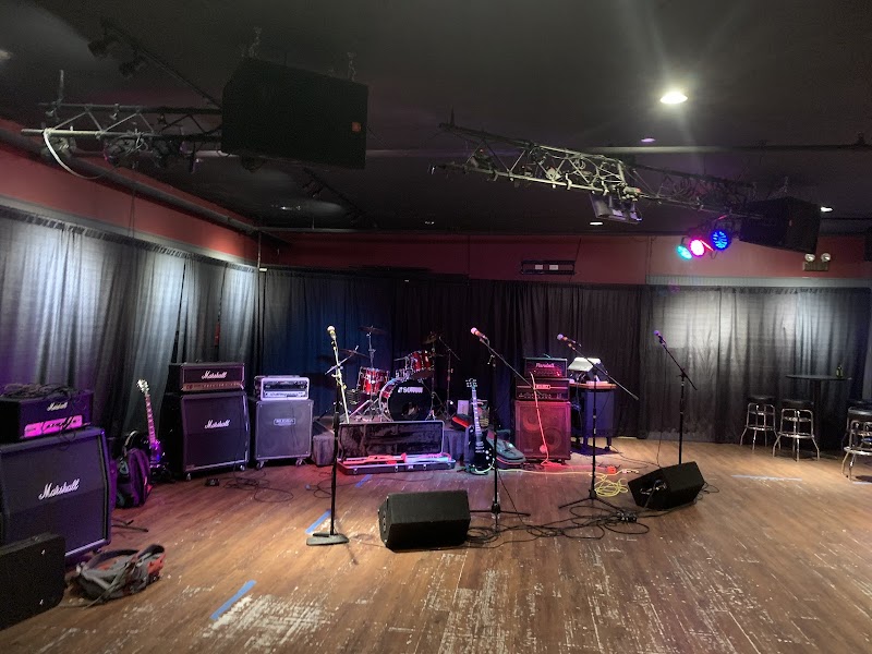 Fast Eddies Billiards Cafe photo 2