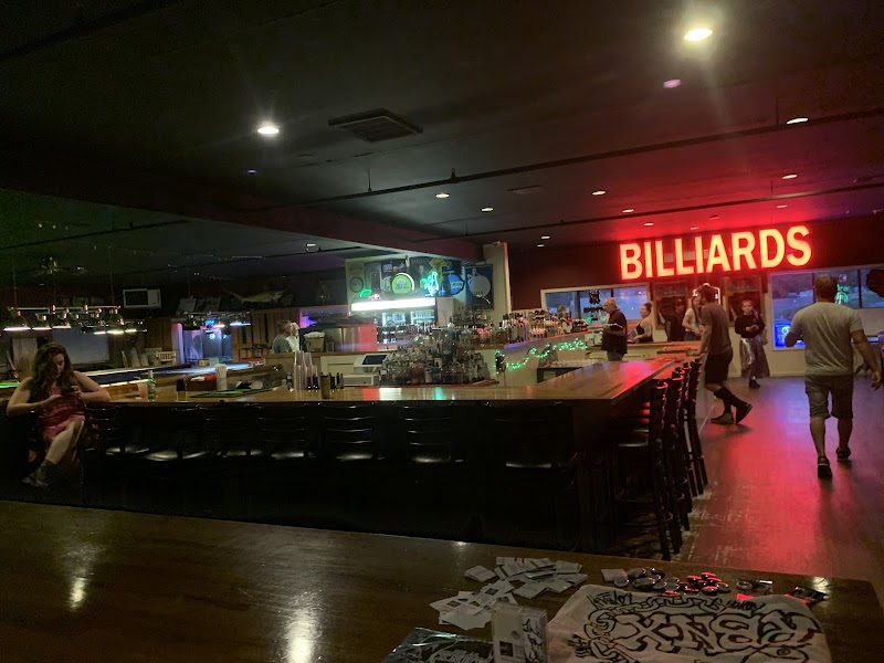 Fast Eddies Billiards Cafe photo 4